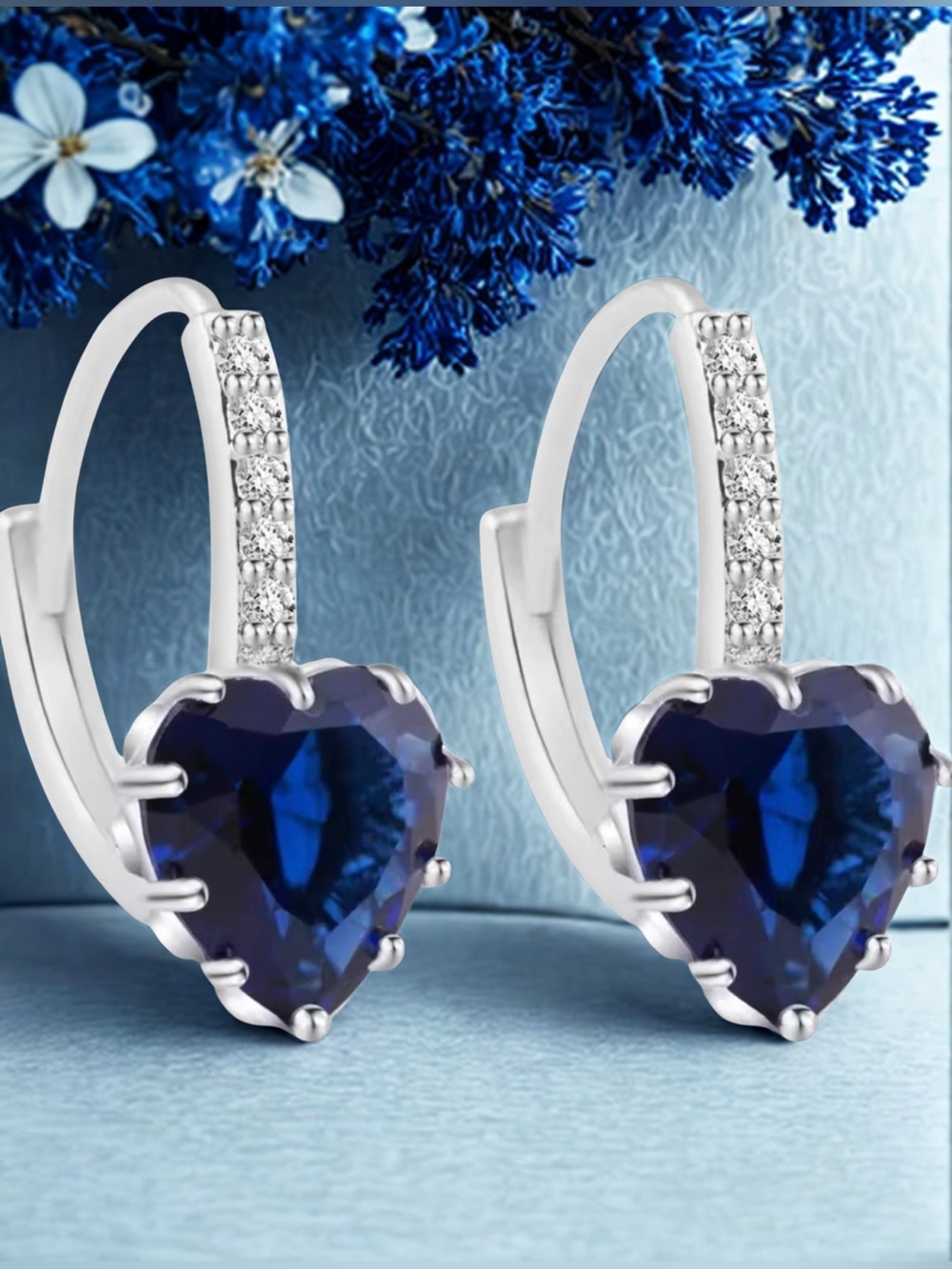 💙Silver-Tone Heart-Shaped Blue Rhinestone Drop Earrings/NIP💙